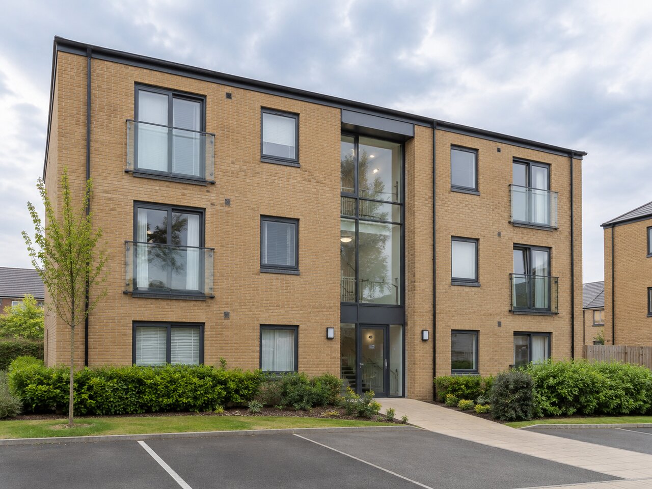 1 bed flat photo 1
